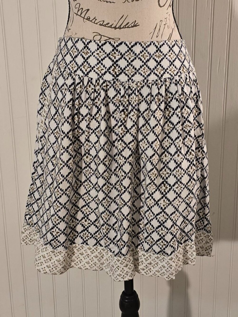 Anne Taylor Loft Mini Skirt